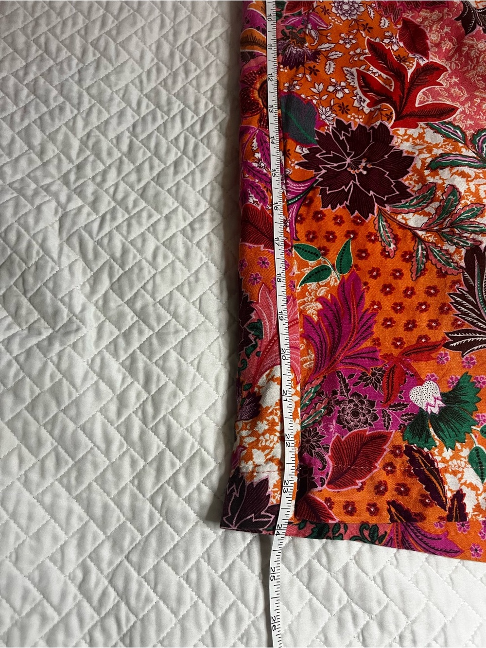 LOFT Floral pants  in Orange and Pink - Picture 8 of 9